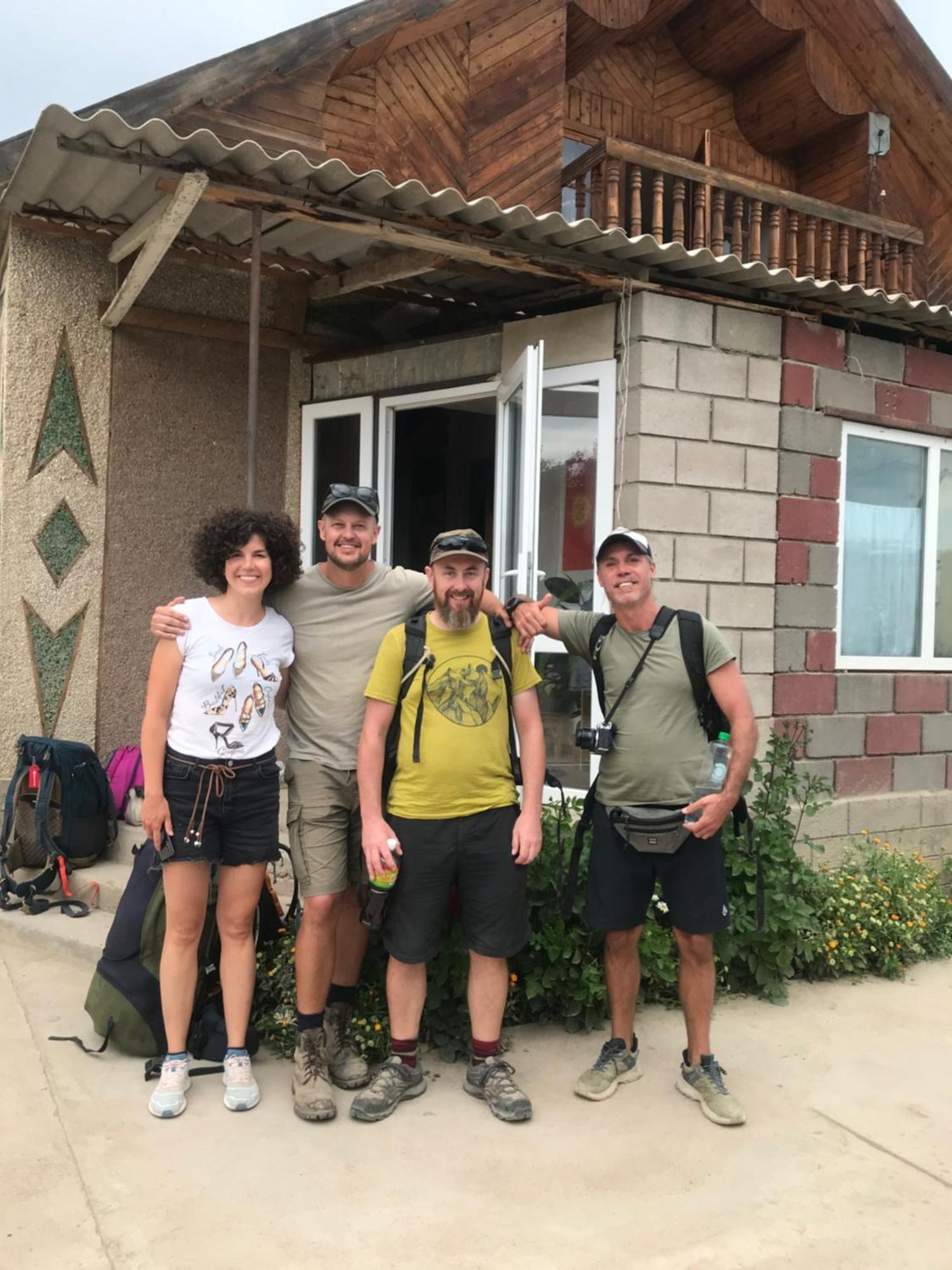 Guesthouse Bermet Tong Екстериор снимка