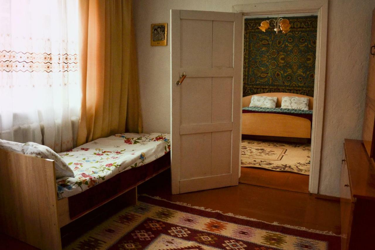 Guesthouse Bermet Tong Екстериор снимка