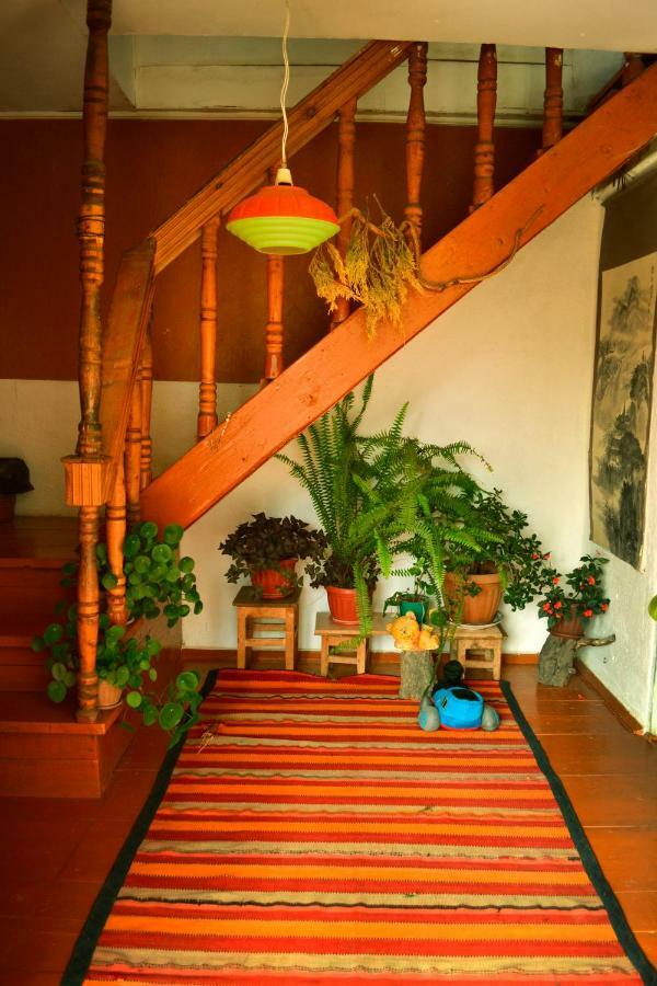 Guesthouse Bermet Tong Екстериор снимка
